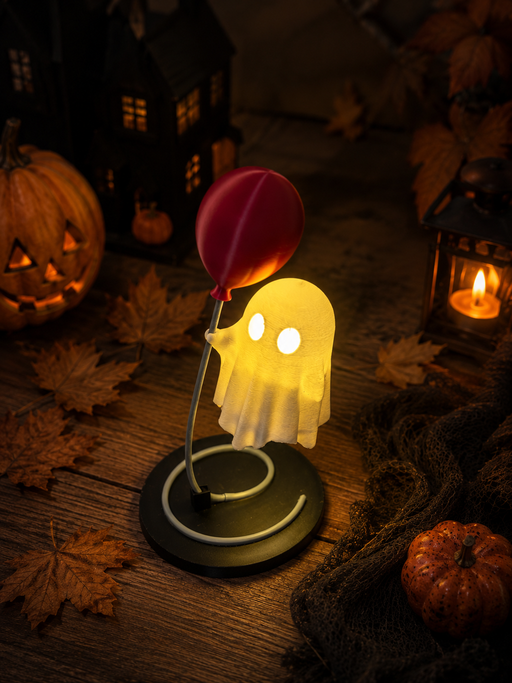 Schwebender Geist mit LED & rotem Ballon