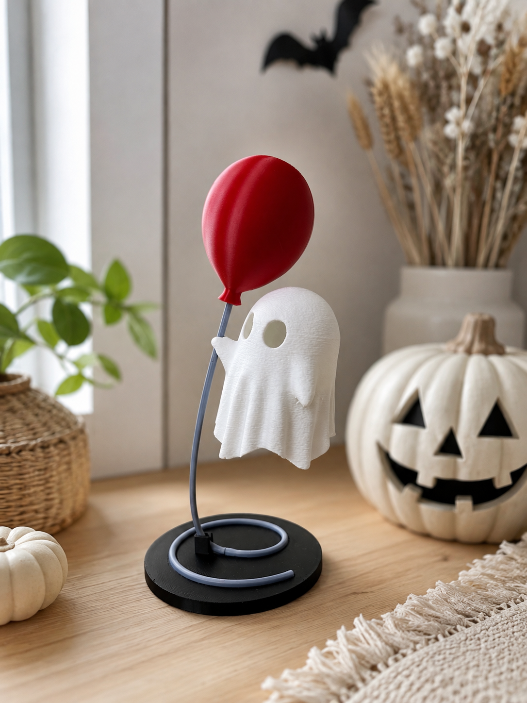 Schwebender Geist mit LED & rotem Ballon