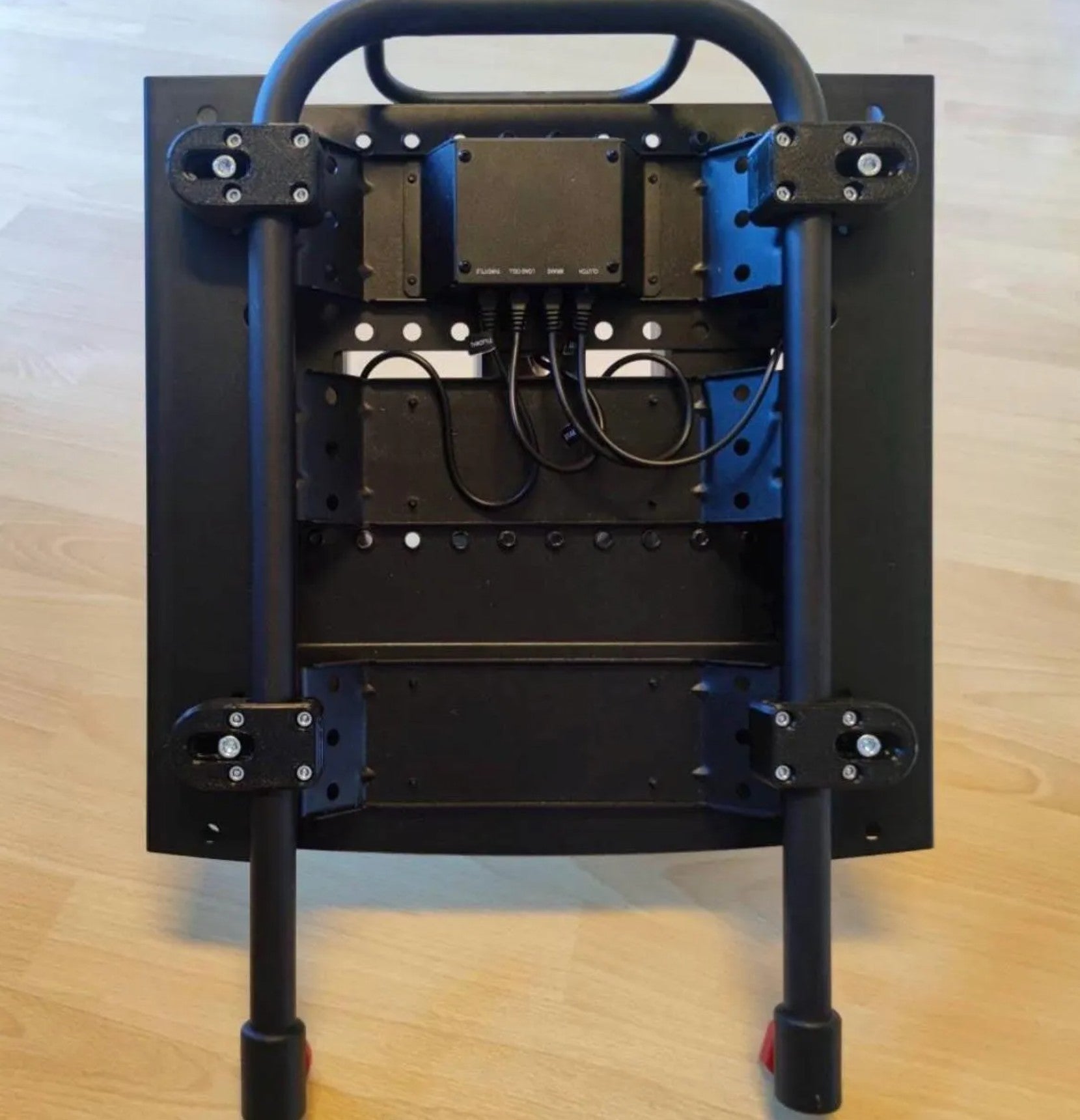 Playseat Challenge Pedalmounts für Fanatec - knycustoms
